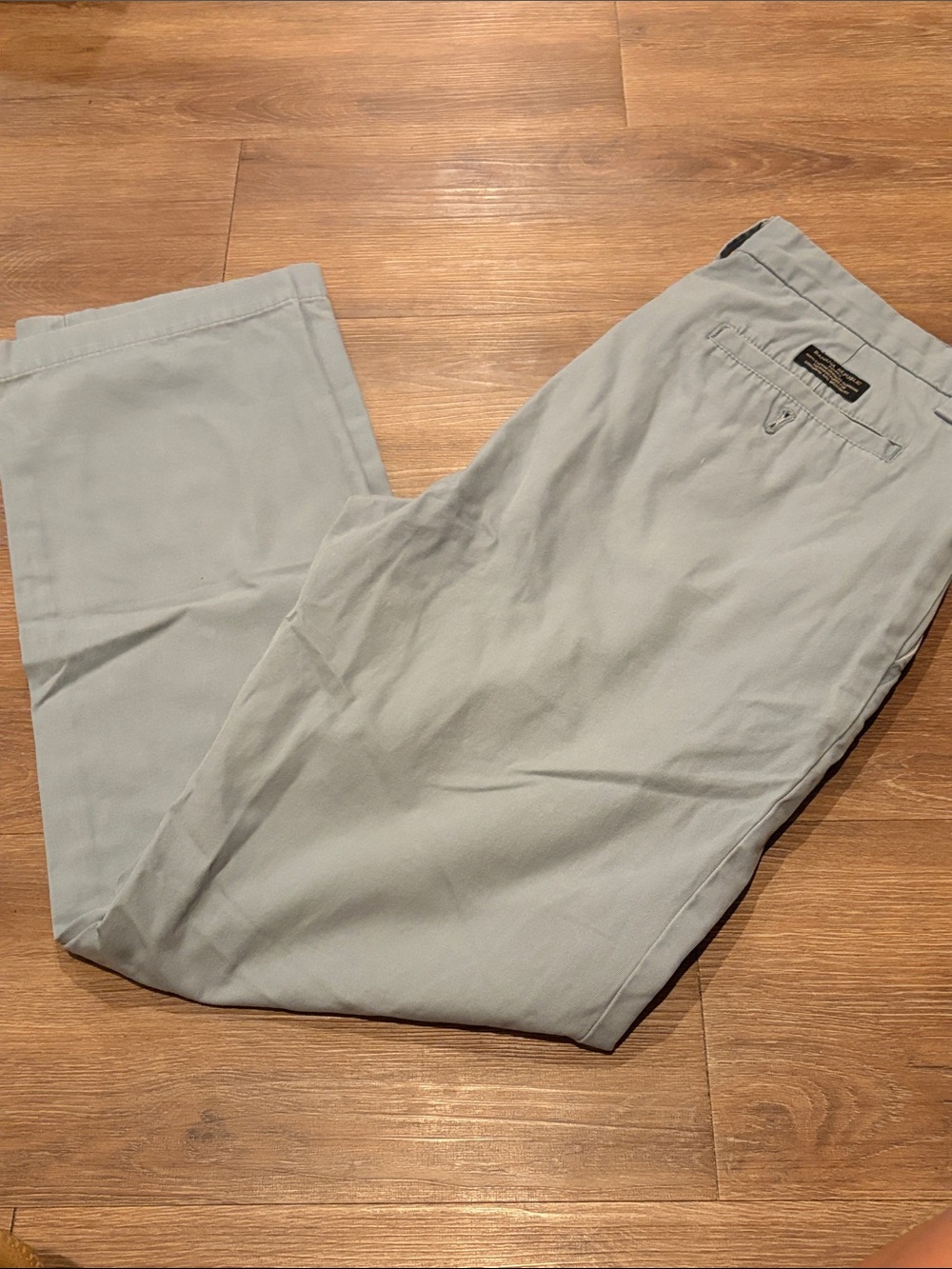 Men's banana republic Emerson chino Light Gray Casual Pants 33 x 32